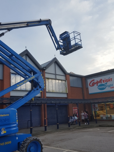 High Pick cherry picker hire north wales