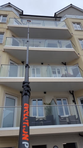 llandudno window cleaning service high reach cleaning